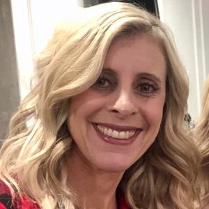 Meet your Posher, Carissa